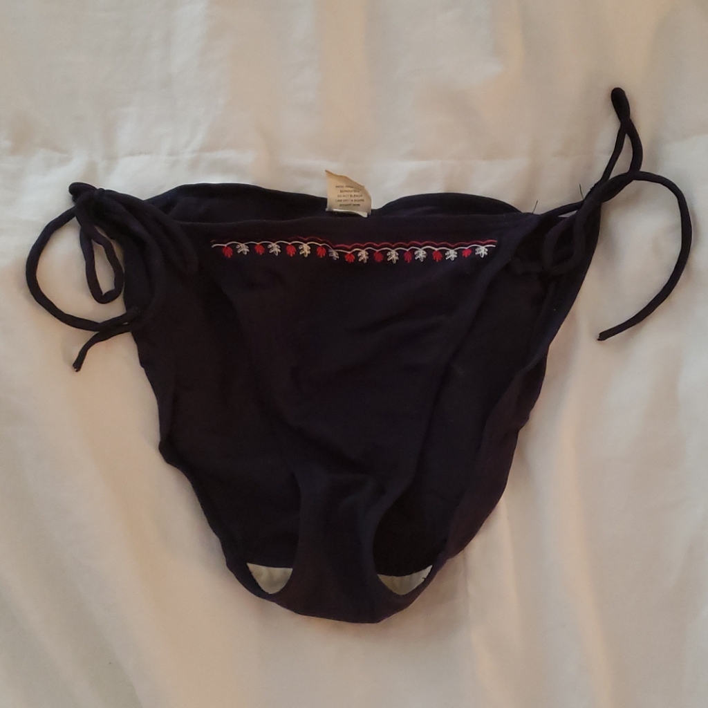 String Bikini Bottom - Preloved